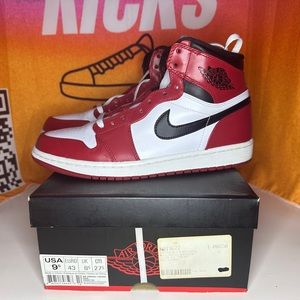 Jordan 1 Retro High OG 2013 Chicago Size 9.5M Pre-loved Vintage